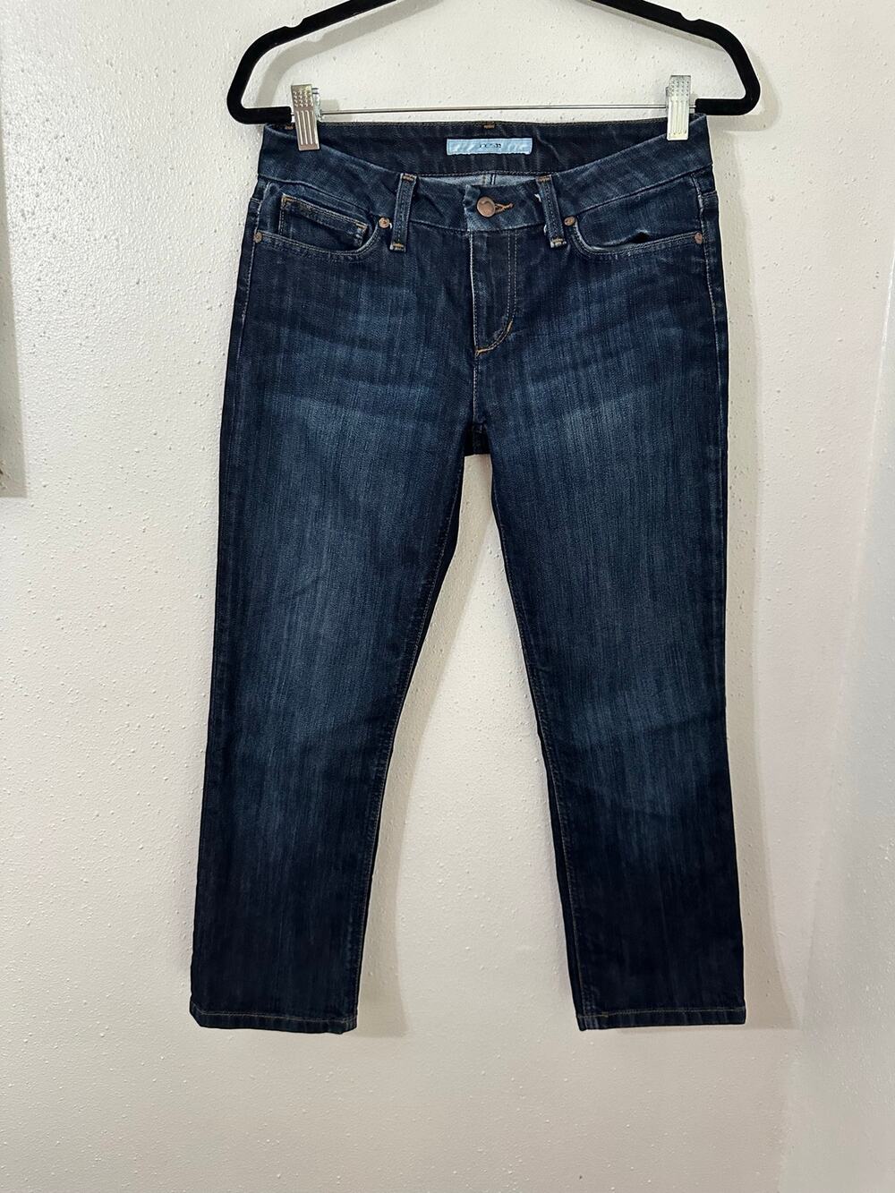 Joe’s Honey Crop jeans 26
